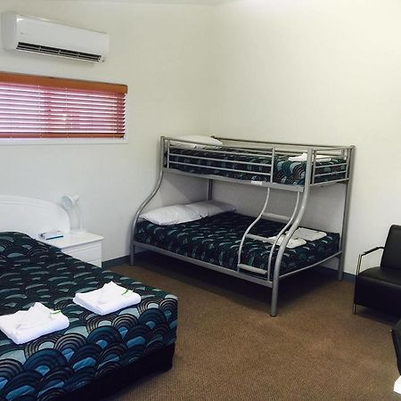 Springsure Overlander Motel 외부 사진