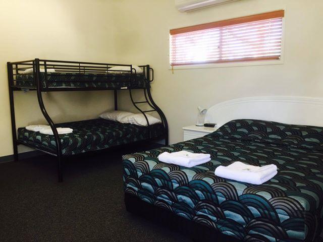 Springsure Overlander Motel 외부 사진